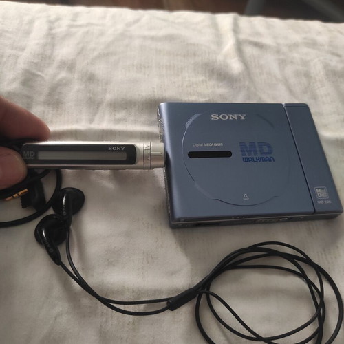 Sony MD Walkman MZ-E25 vintage