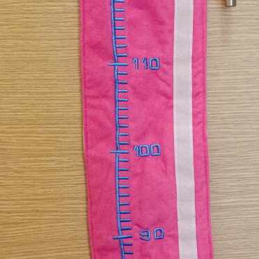 Fabric height chart with clown design