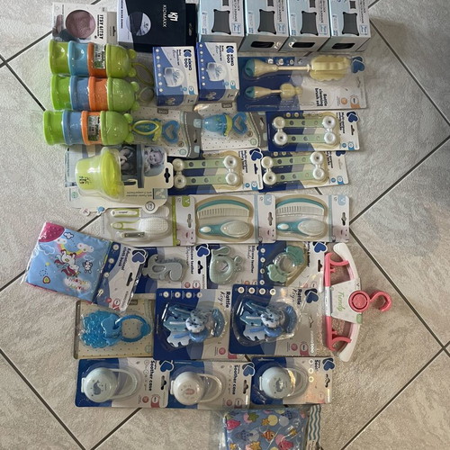 Various baby items new by Kikkaboo and Cangaroo
