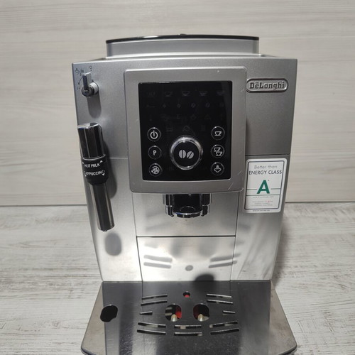 De'Longhi Magnifica S Automatic Coffee Machine, silver