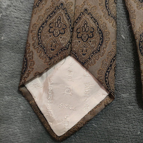 Pierre Cardin tie like new, beige and brown