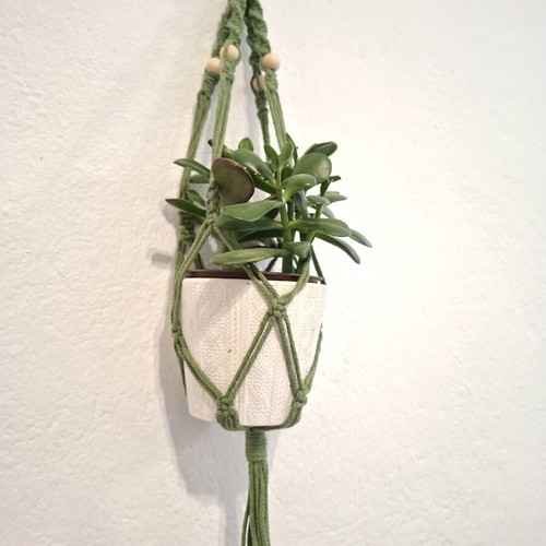 Macrame plant hanger handmade, new, 63 cm length