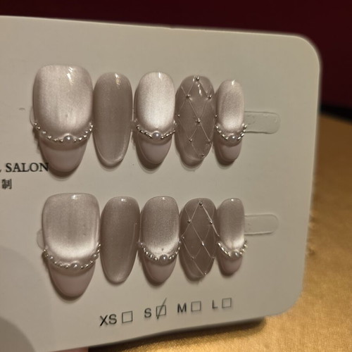 Handmade double layered acrylic cat eye press on nails