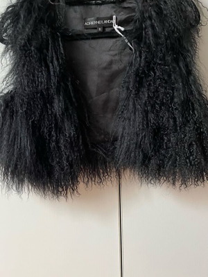 Crop genuine sheepskin fur vest size S new, black