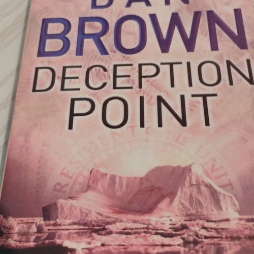 Dan Brown Deception Point book like new, English mystery