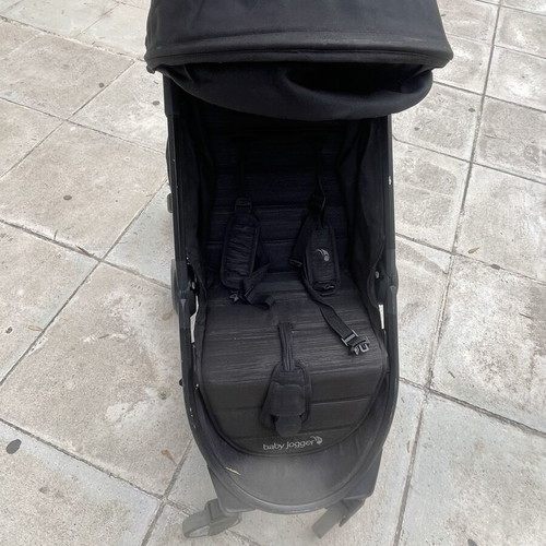Baby Jogger stroller used with Baggy Board step