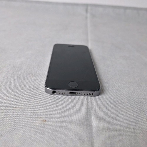 iPhone SE 1st Gen 16GB Space Gray used with red Apple leather case