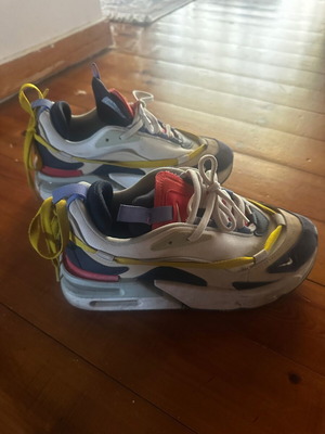 Nike γυναικεία αθλητικά σαν καινούργιο, νούμερο 38,5, άσπρο και μπλε
