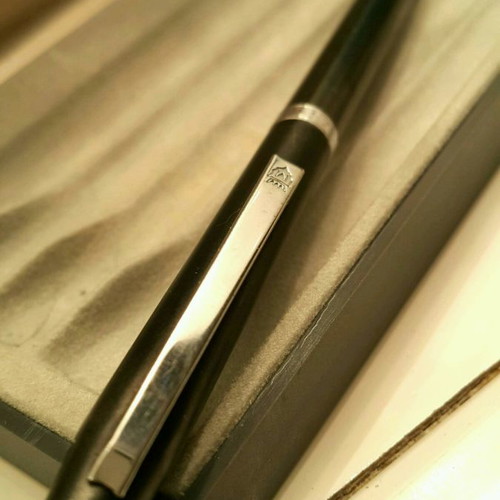 Vintage pen collectible used