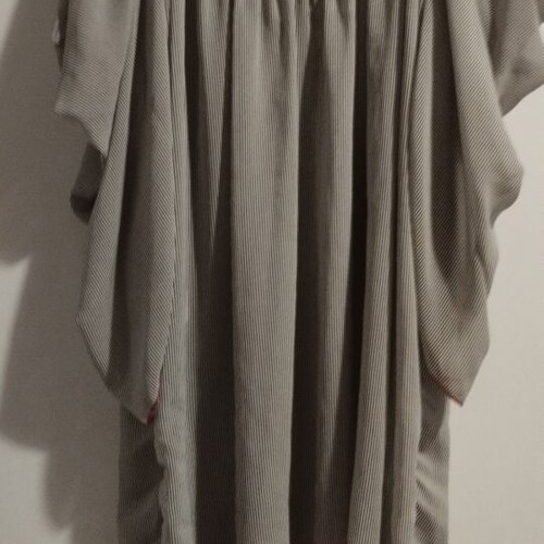 Mat Shirt like new, colorful fashion piece