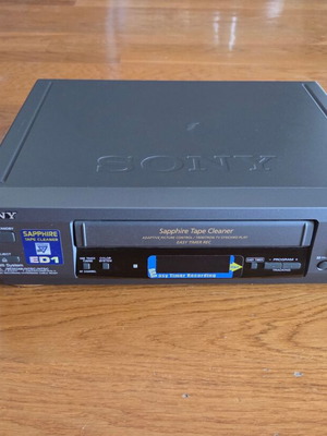 Sony SLV-ED1 VCR VHS player used, includes AV cable