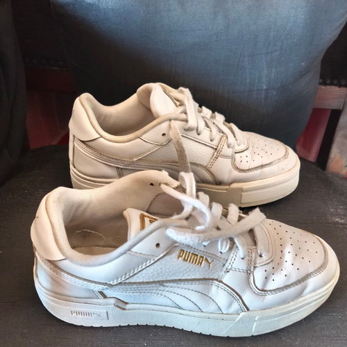 Puma athletic shoes used, size 38, white
