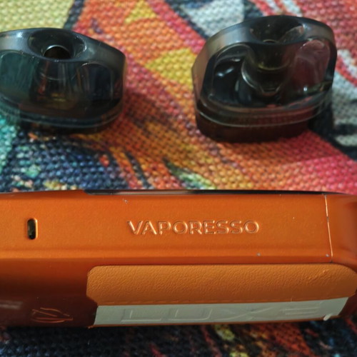 Vaporesso Lux electronic cigarette used with extra tank