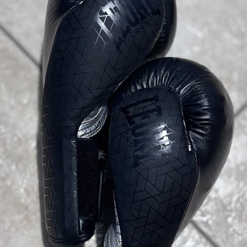 Leone 1947 16oz Texture Block boxing gloves refurbished, black