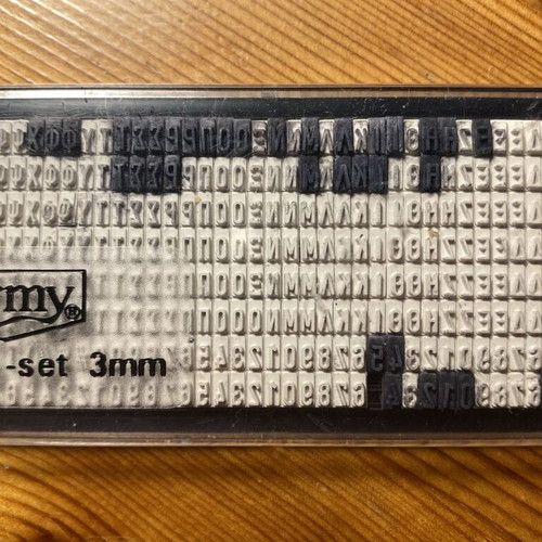 Dormy Imprint 1-T (Type-Set) stamp like new with customizable letters and ink