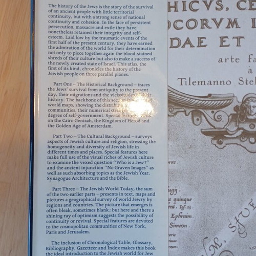 Atlas of the Jewish World like new, English