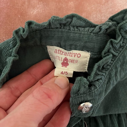 Attrattivo Cypress Dress like new for girl 4-5 years old