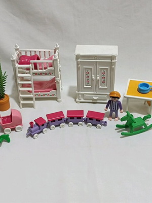 Playmobil Victorian children's room set 5312 used