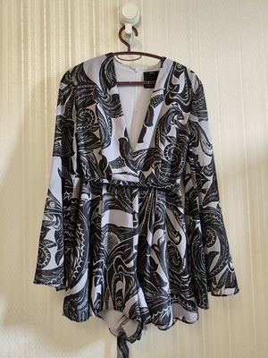 C/MEO jumpsuit like new, size S/36/8, belt, lining