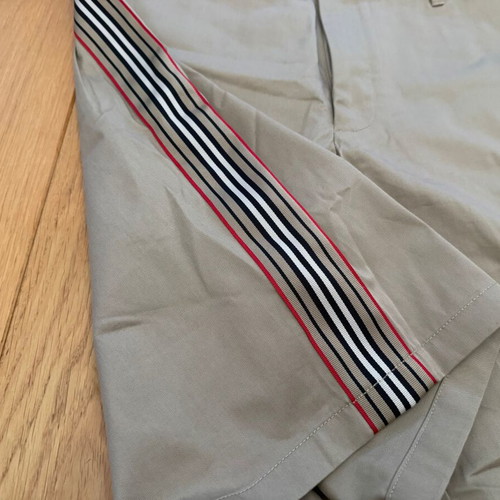 Burberry Icon Stripe shorts, beige, size L