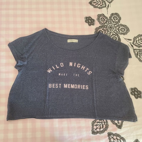 Abercrombie & Fitch women's blue T-shirt like new, size L