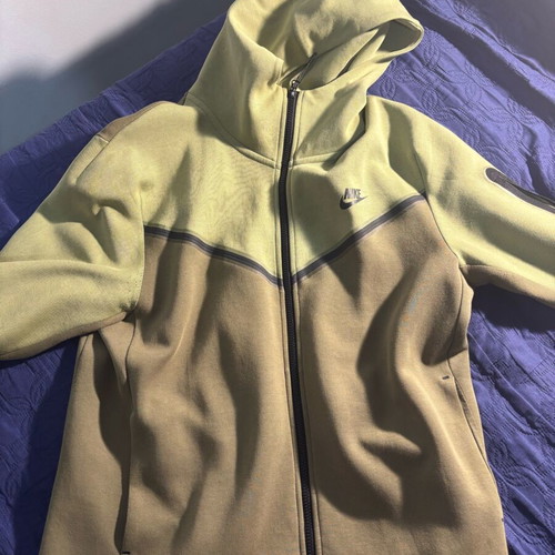 Nike Tech Fleece green used, size large, rare jacket with small hole