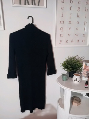 Wool dress black like new, size S/M