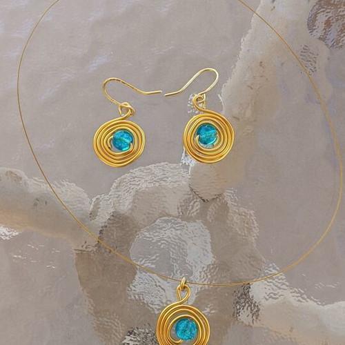 Jewelry set with turquoise beads handmade, new