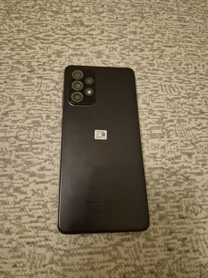 Samsung Galaxy A52 128GB used, Awesome Black with Nillkin case and Spigen glass