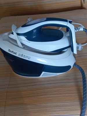 Σύστημα σιδερώματος Tefal Express Power SV 8111 με ατμό