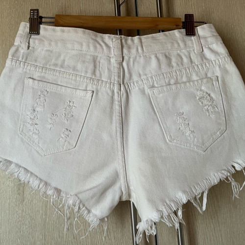 Levi’s white shorts used, size S