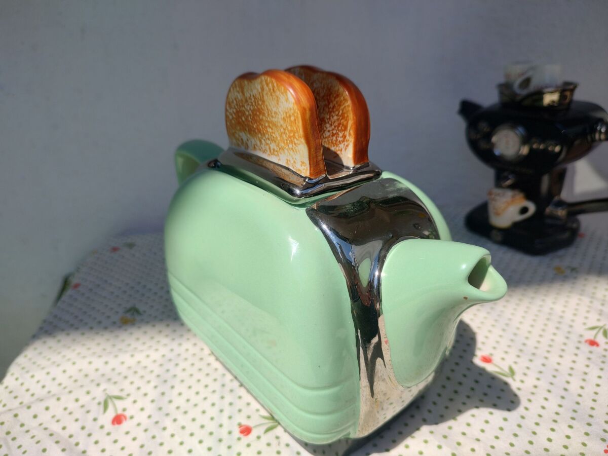 Tea Toaster vintage teapot used from… - € 51,00 - Vendora.cy