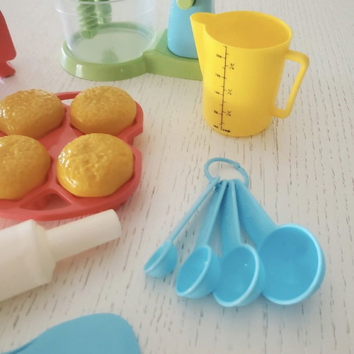 Baking set ELC Mothecare 13 pieces like new