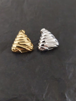 Triangle earrings new, stainless steel gold and silver