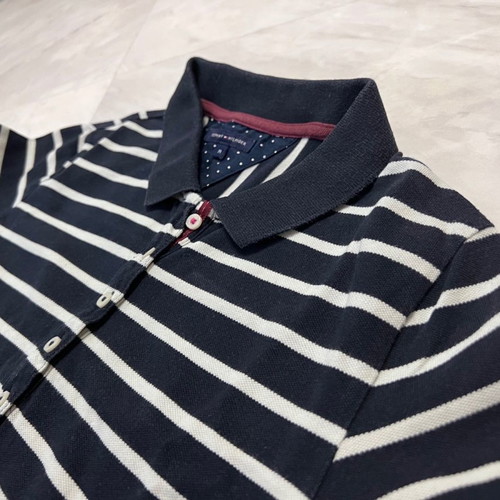 Tommy Hilfiger women's short-sleeve shirt used, size medium, authentic