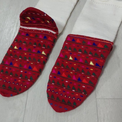 Traditional knitted socks new, multicolor, size 38