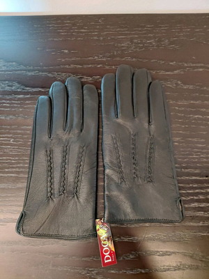 Doca gloves new, black with lining
