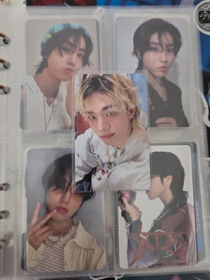 Hyunjin POB Photocard like new