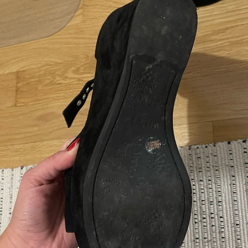 Vince Camuto Espadreilles No 38 1/2 Black Like New