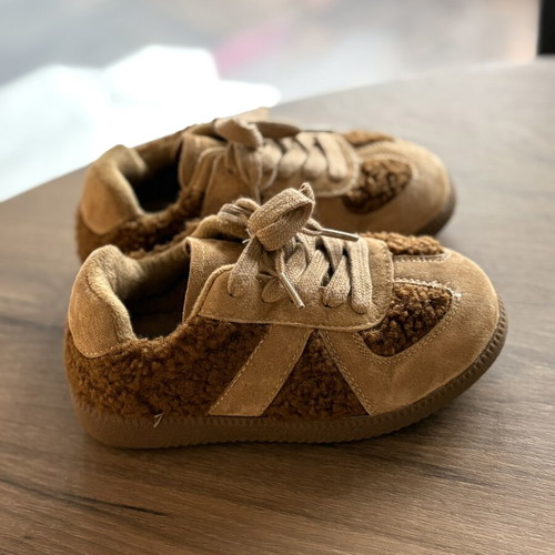 Soft shoes size 28 new, brown for kids