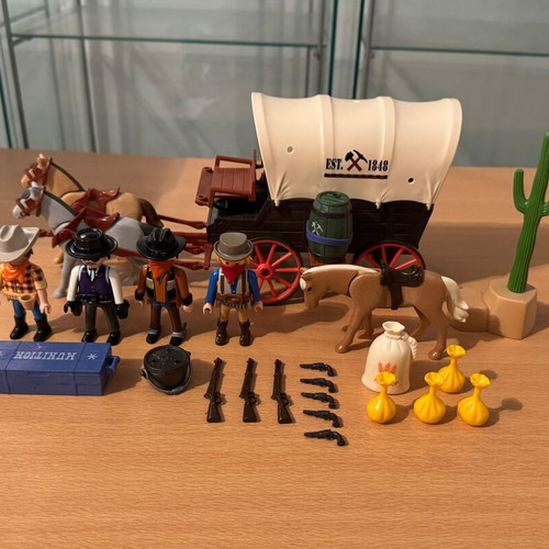 Playmobil Covered Wagon With Raiders - Wild West Toy Set With 4 Figures, 3 Horses, Hidden Compartment & Accessories