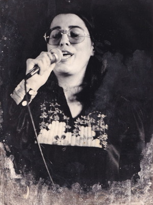 Maria Farantouri portrait photograph used, Greek singer, 24x17.5 cm