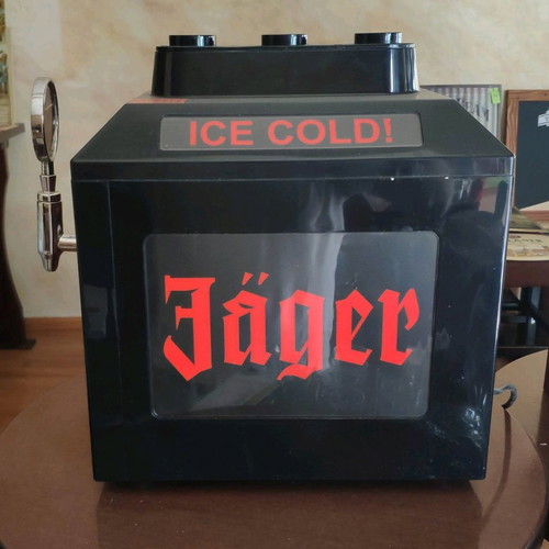 Bottle cooler used in excellent condition