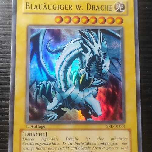Yu-Gi-Oh! Blauäugiger W. Drache SKE-DE001 1st Edition Blue-Eyes White Dragon card
