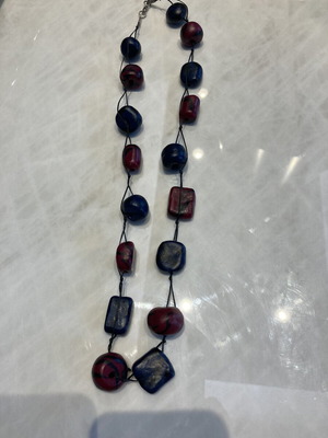 Long necklace unused