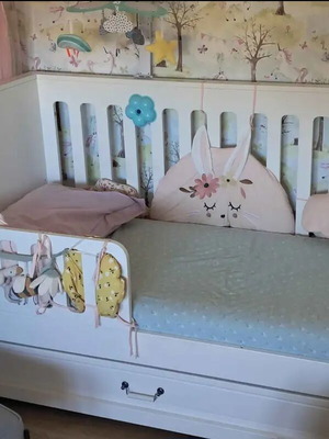 Bellamy Ines crib and dresser set like new