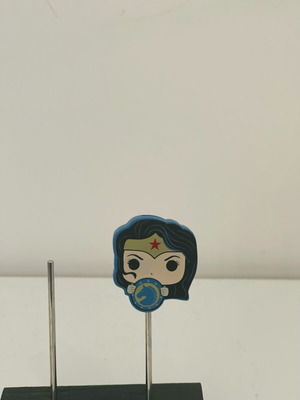 Wonder Woman DC Kinder Joy phone cable plug new