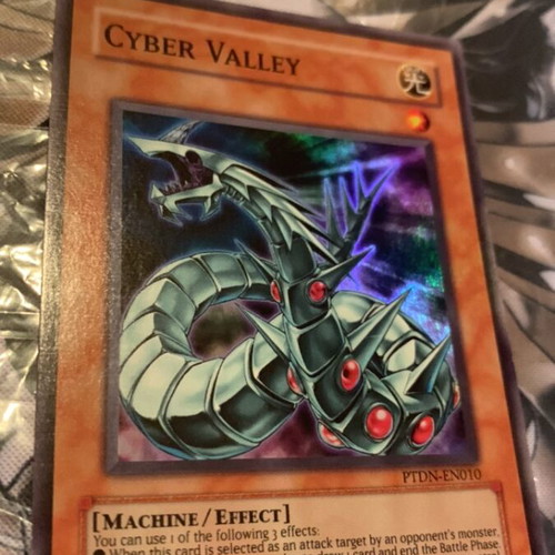 Cyber Valley Yu-Gi-Oh! card like new, vintage