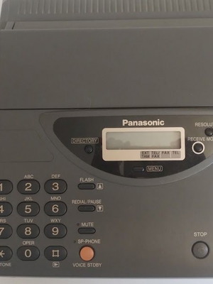 Panasonic KX-F500BX Fax and Telephone like new with 7 Thermal Paper Rolls