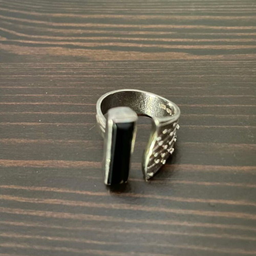 Silver adjustable ring like new with hallmark